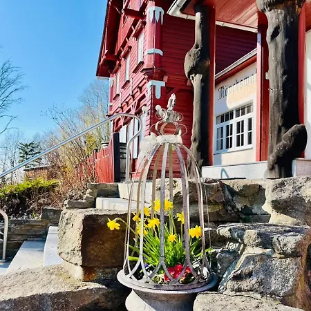 Moenchswalder Bergbaude Bed & Breakfast *